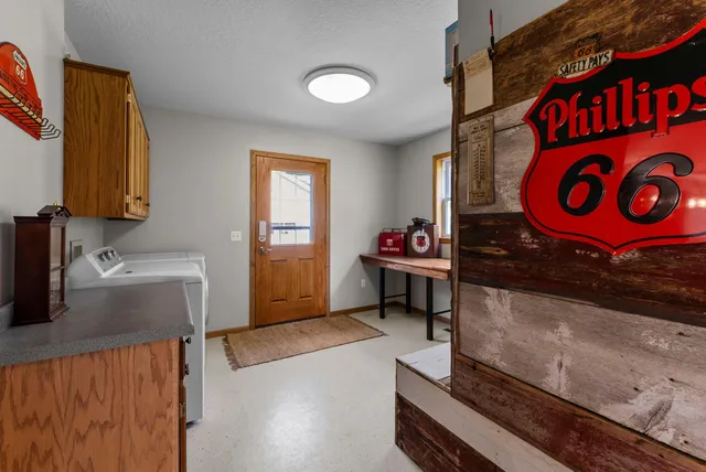 $564,900 | 28840 Highway 169, Zimmerman, MN 55398