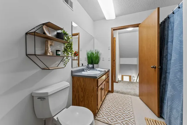 $564,900 | 28840 Highway 169, Zimmerman, MN 55398