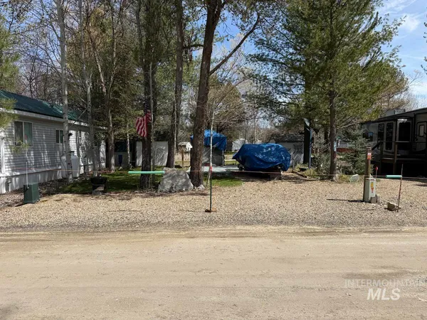 $119,500 | 7 H Street, Cascade, ID 83611