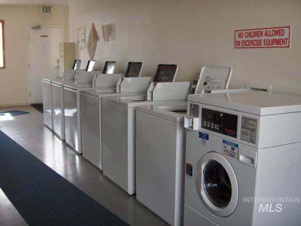7 H Street Cascade, ID 83611 - Photo 10 of 14 Community Laundry Facility