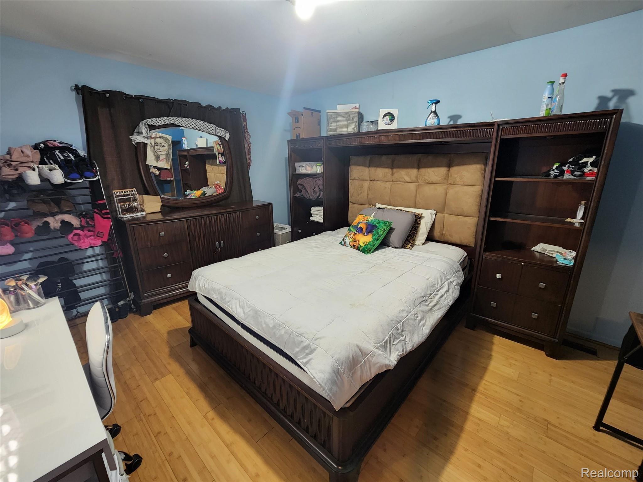 313 Cherry Lane Inkster, MI 48141 - Photo 22 of 32 20220523_191924.jpg