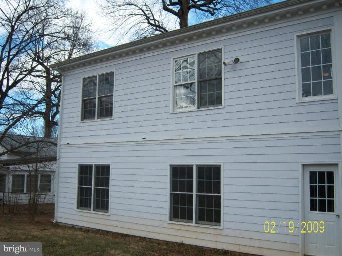 7503 Hogarth Street Springfield, VA 22151 - Photo 2 of 5 Exterior #2