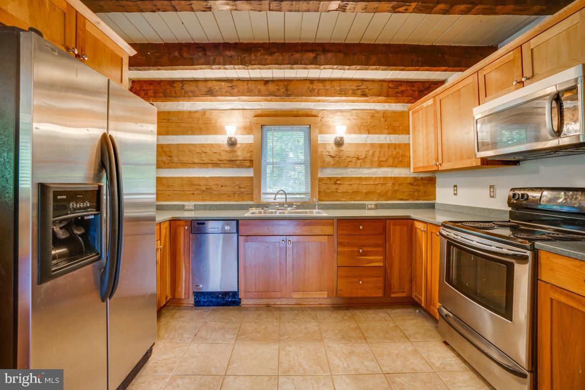 5865 Partlow Road Spotsylvania, VA 22551 - Photo 4 of 44 Gallery Image 4