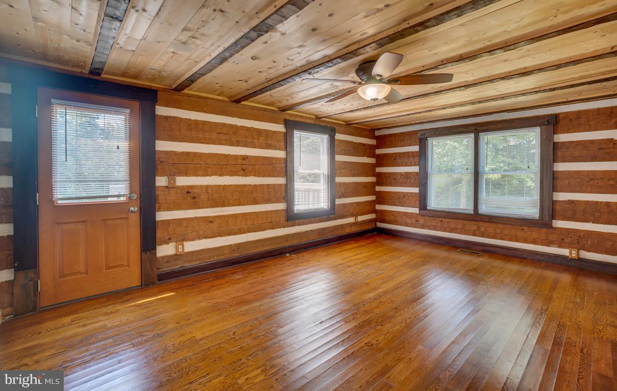 5865 Partlow Road Spotsylvania, VA 22551 - Photo 5 of 44 Gallery Image 5