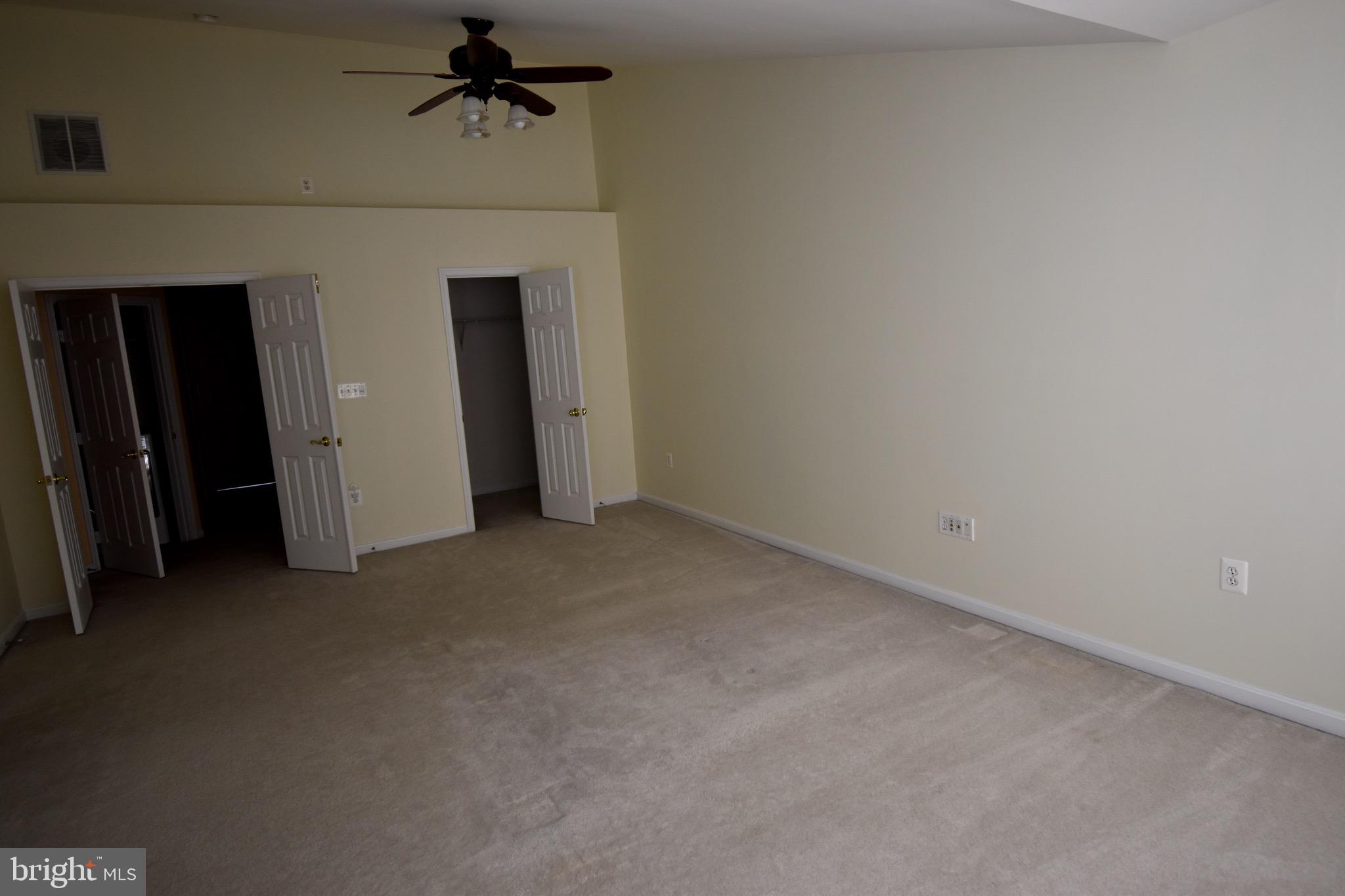 13571 Cedar Run Lane Herndon, VA 20171 - Photo 20 of 33 an empty room with closet
