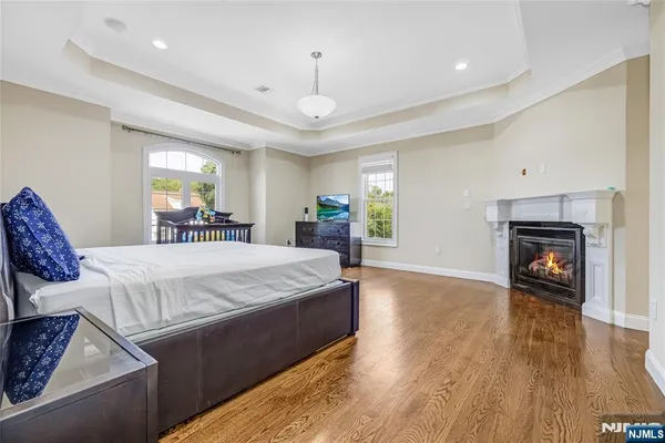 $2,195,000 | 4 Holland Avenue, Demarest, NJ 07627