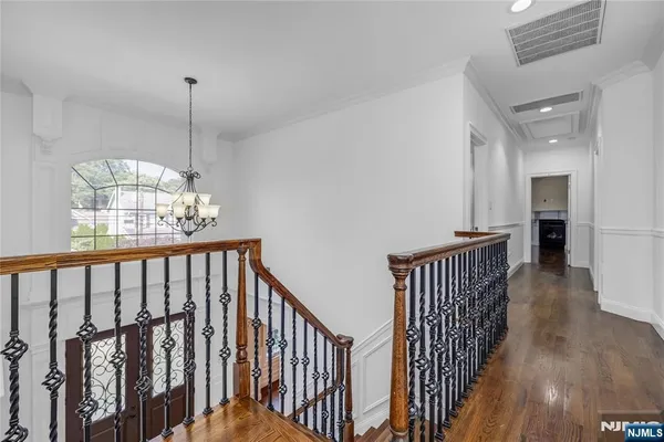 $2,195,000 | 4 Holland Avenue, Demarest, NJ 07627