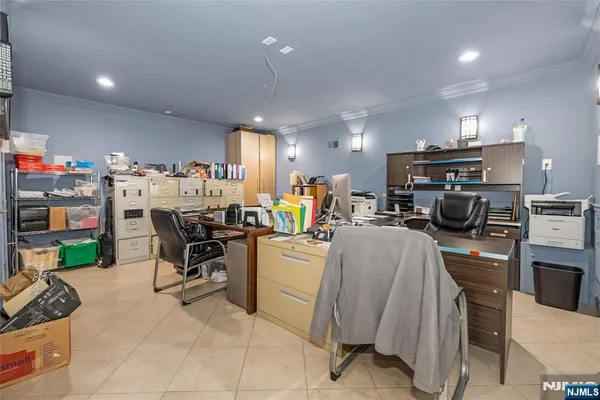 $2,195,000 | 4 Holland Avenue, Demarest, NJ 07627
