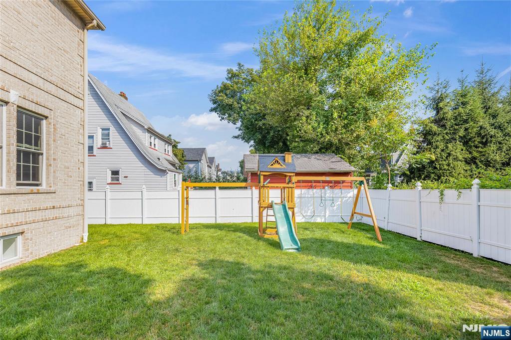 4 Holland Avenue Demarest, NJ 07627 - Photo 48 of 49