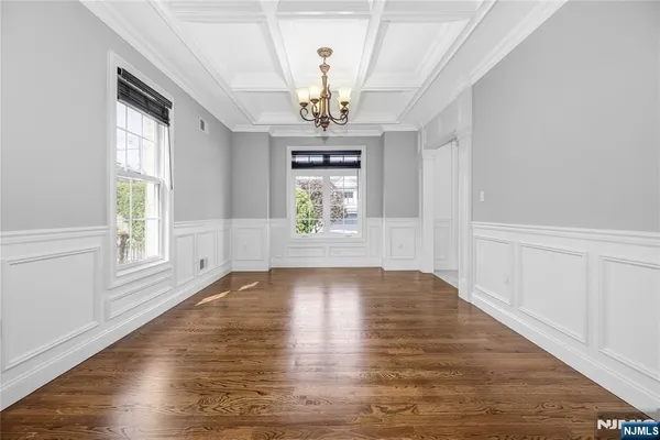 $2,195,000 | 4 Holland Avenue, Demarest, NJ 07627