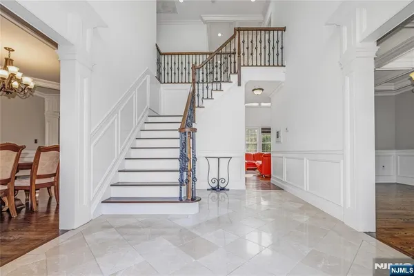 $2,195,000 | 4 Holland Avenue, Demarest, NJ 07627