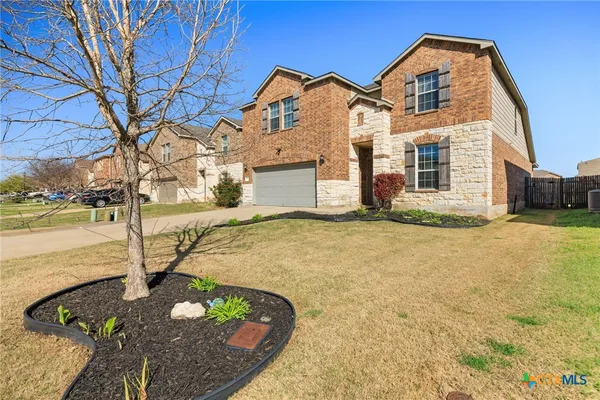 $364,900 | 1215 Cozy Creek Drive, Temple, TX 76502
