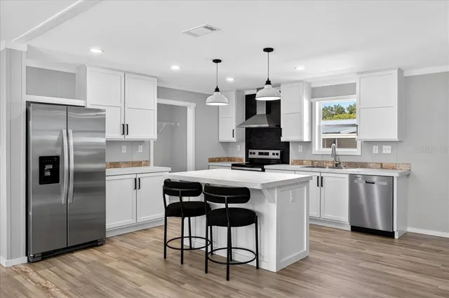 $259,700 | 24116 Armadillo Road, Astor, FL 32102