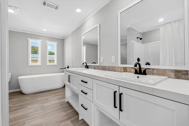 $259,700 | 24116 Armadillo Road, Astor, FL 32102