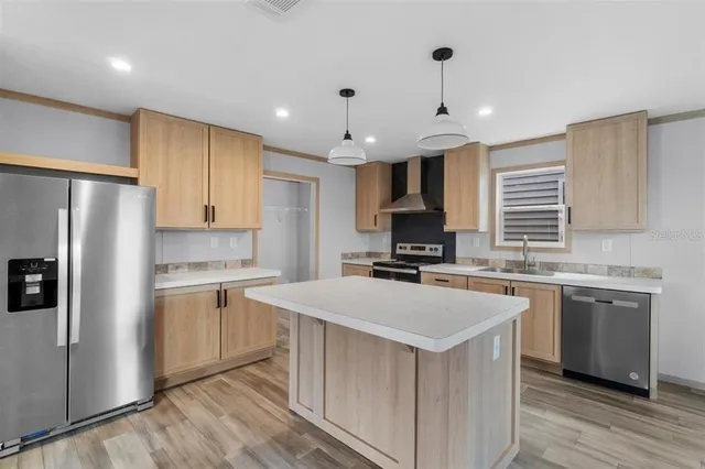 $259,900 | 24116 Armadillo Road, Astor, FL 32102