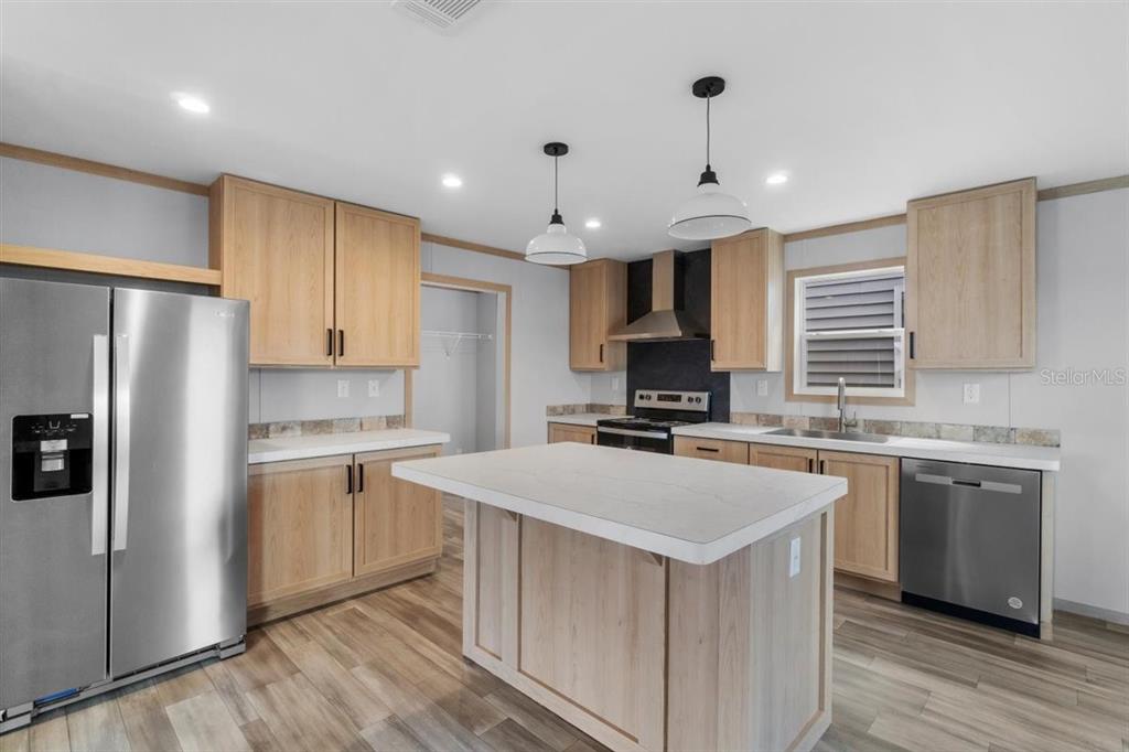 24116 Armadillo Road Astor, FL 32102 - Photo 8 of 14