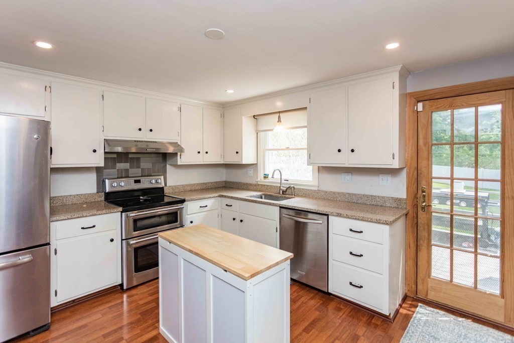 22 Puritan Road Wenham, MA 01984 - Photo 9 of 41 Gallery Image 9