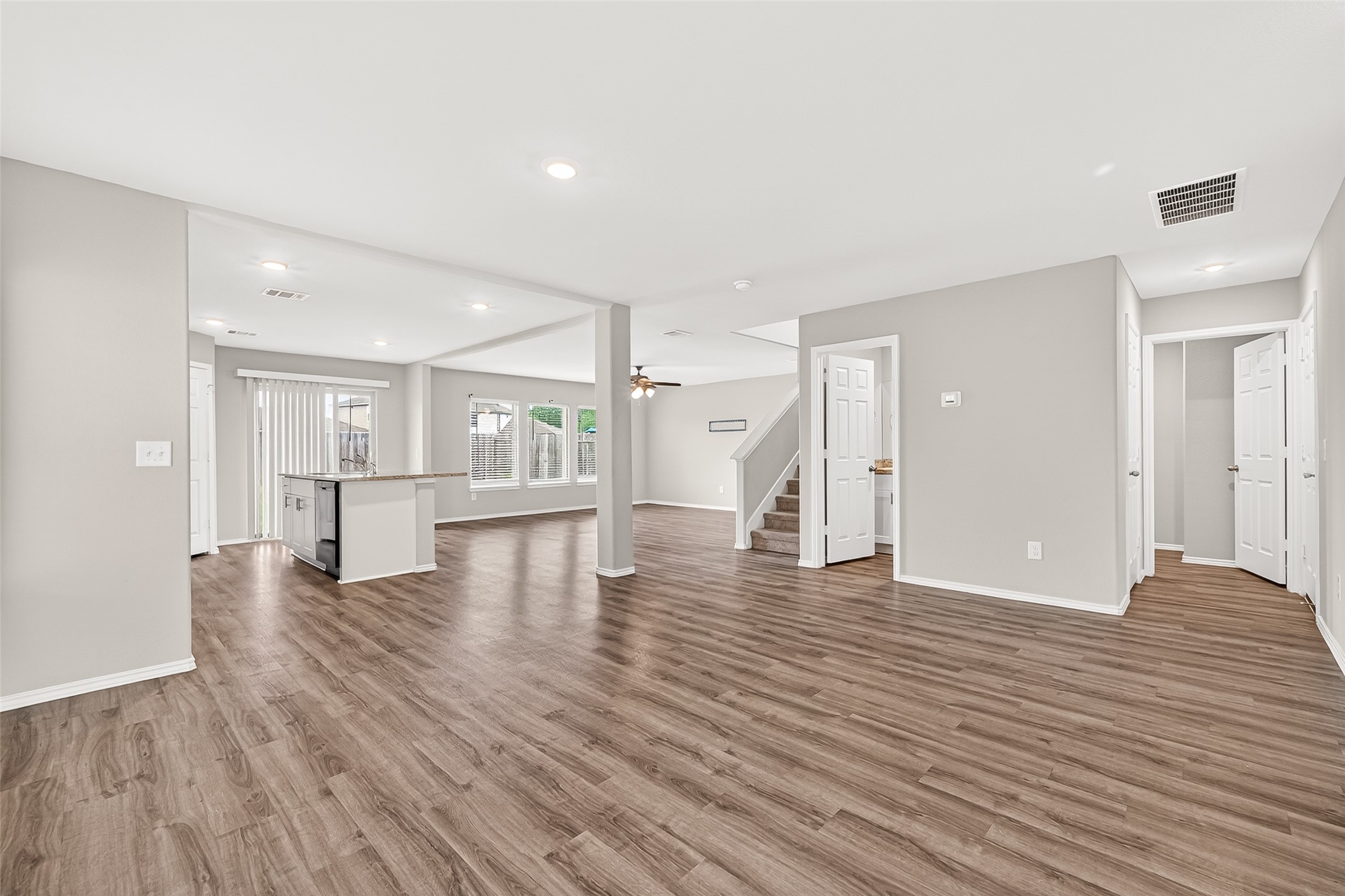 26107 Idleford Ln Spring Spring, TX 77373 - Photo 4 of 18