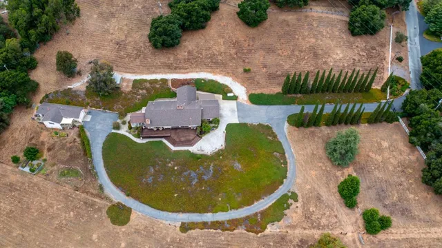 $1,599,999 | 475 Brown Road, San Juan Bautista, CA 95045
