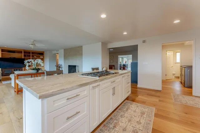 $1,599,999 | 475 Brown Road, San Juan Bautista, CA 95045