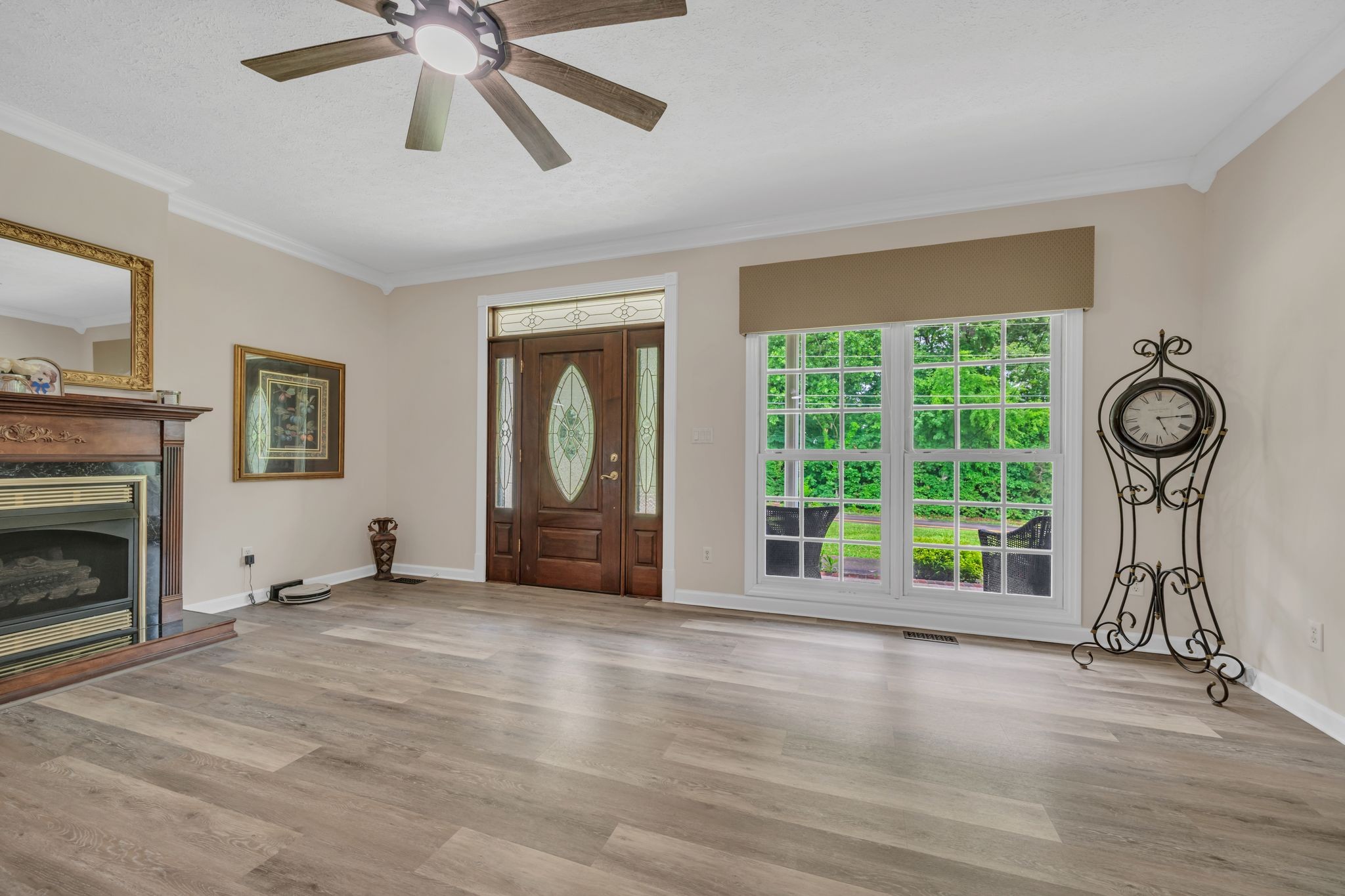 398 North Hummingbird Lane Dickson, TN 37055 - Photo 8 of 57