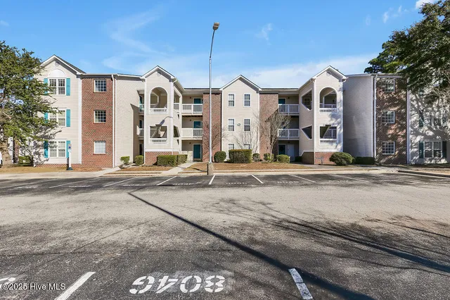 $212,000 | 804 Bryce Court, Unit I, Wilmington, NC 28405