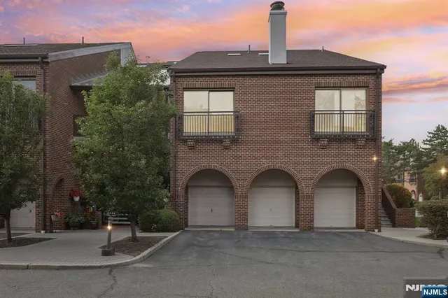 $4,500 | 5 Millay Court, Teaneck, NJ 07666