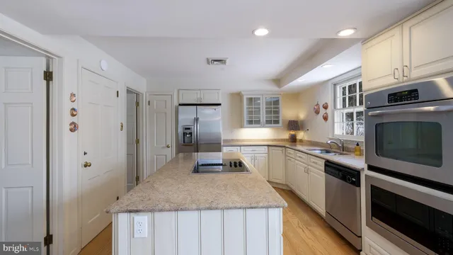 $695,000 | 117 Windover Lane, Doylestown, PA 18901