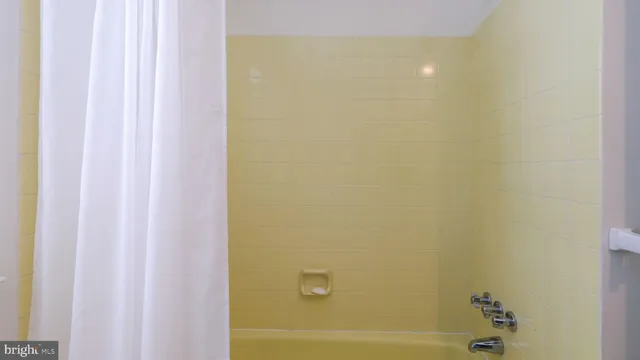 $695,000 | 117 Windover Lane, Doylestown, PA 18901