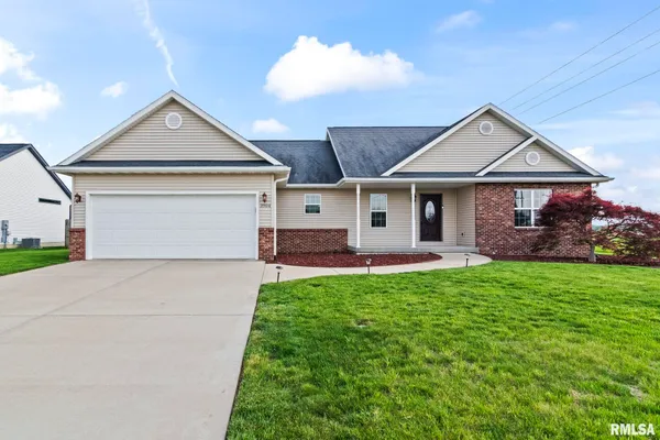 $375,000 | 3904 Peach Tree Drive, Springfield, IL 62711