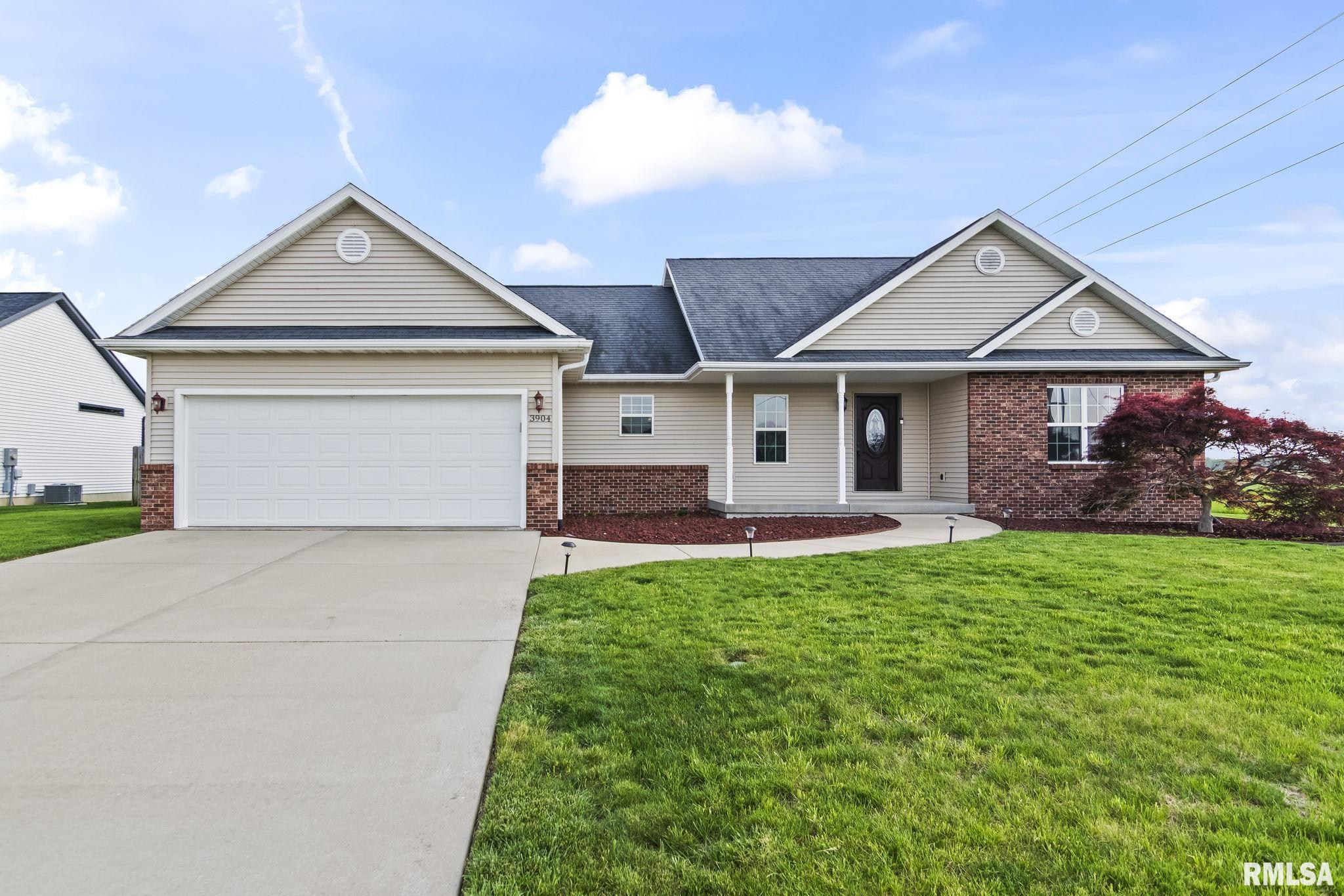 3904 Peach Tree Drive Springfield, IL 62711 - Photo 1 of 40