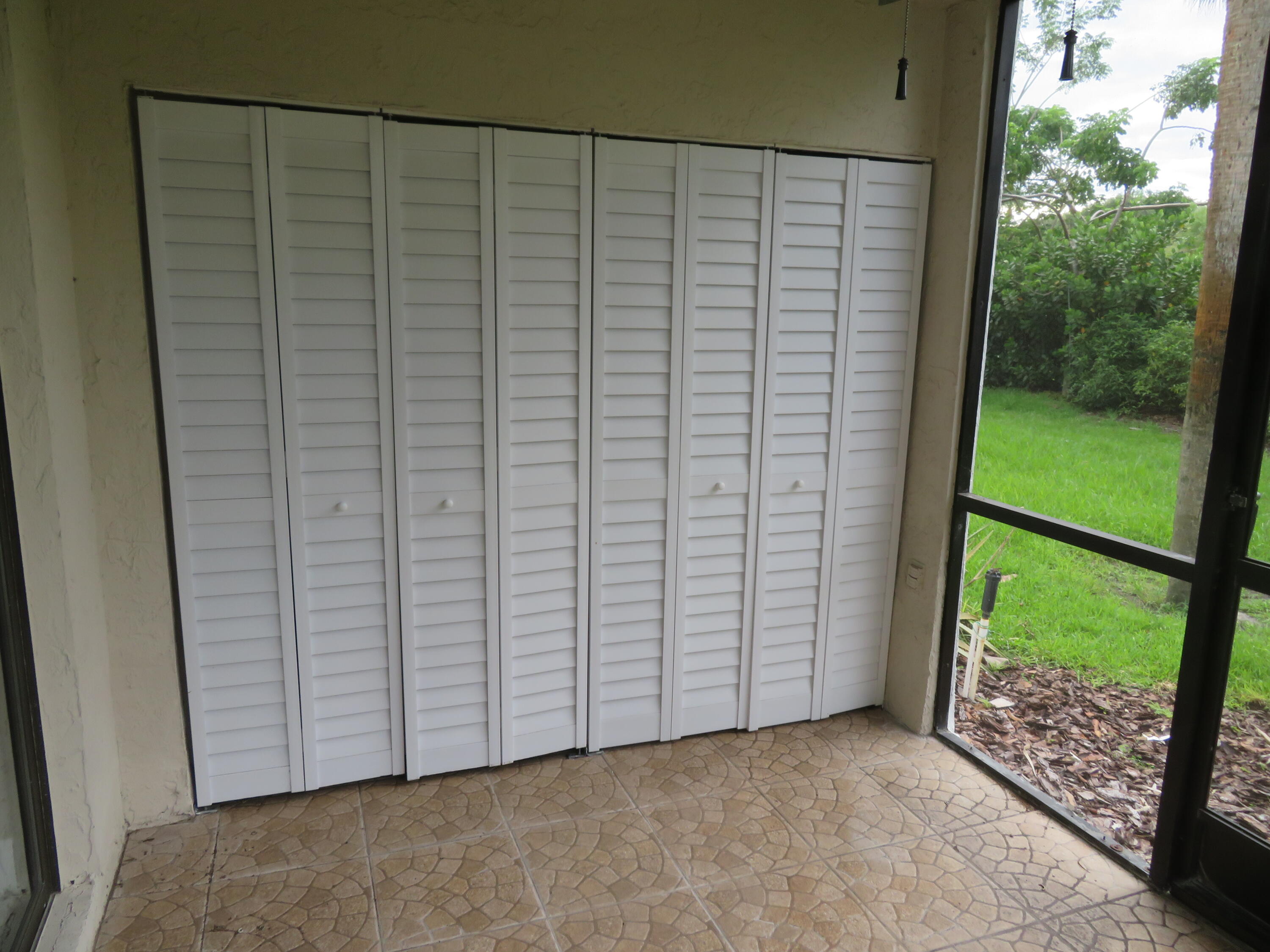 9233 Southwest 8th Street, Unit 122 Boca Raton, FL 33428 - Photo 35 of 38 74_9233-122_Patio