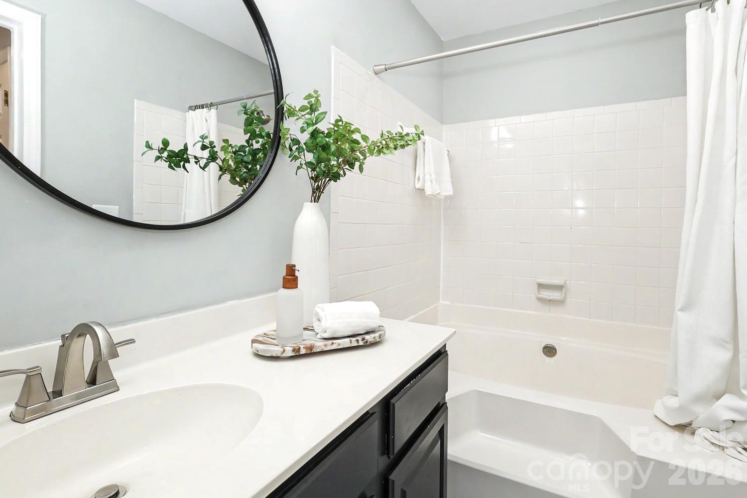 5009 Sharon Road, Unit I Charlotte, NC 28210 - Photo 21 of 36 Gallery Image 21