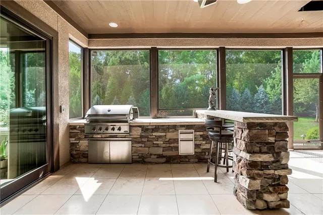 $2,250,000 | 14713 Ash Street, Leawood, KS 66224