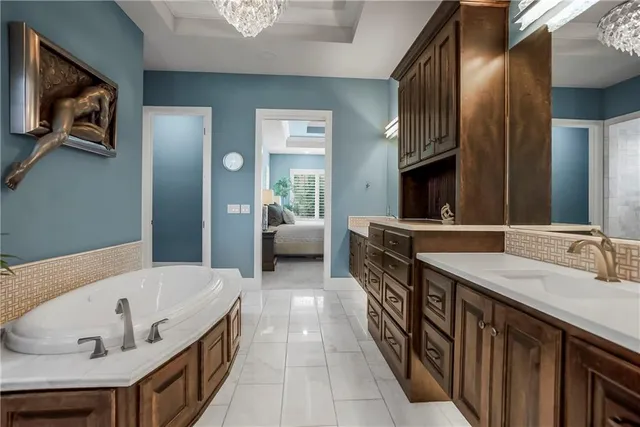 $2,250,000 | 14713 Ash Street, Leawood, KS 66224