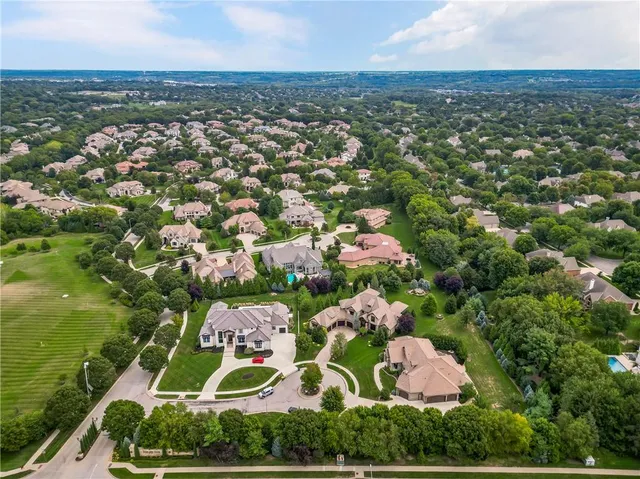 $2,250,000 | 14713 Ash Street, Leawood, KS 66224