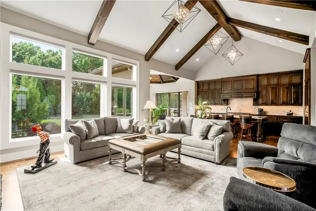 $2,250,000 | 14713 Ash Street, Leawood, KS 66224