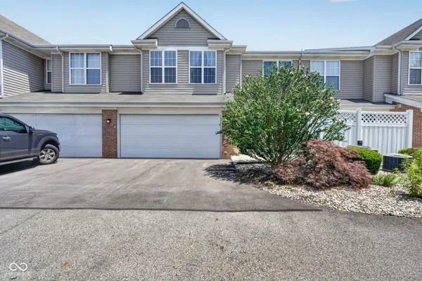 $220,000 | 2359 Colfax Lane, Indianapolis, IN 46260