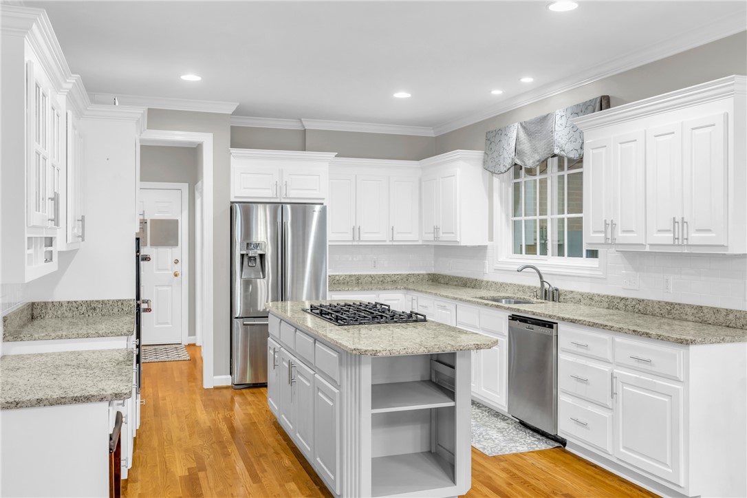 218 Alender Way Simpsonville, SC 29681 - Photo 12 of 50 Gallery Image 12
