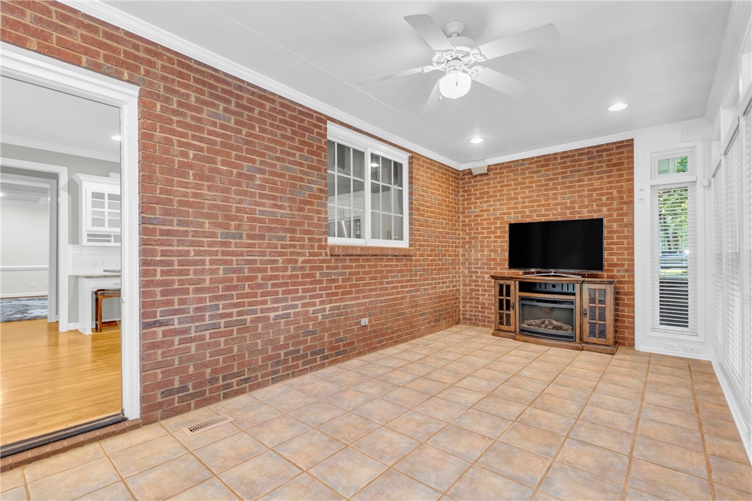 218 Alender Way Simpsonville, SC 29681 - Photo 16 of 50 Gallery Image 16