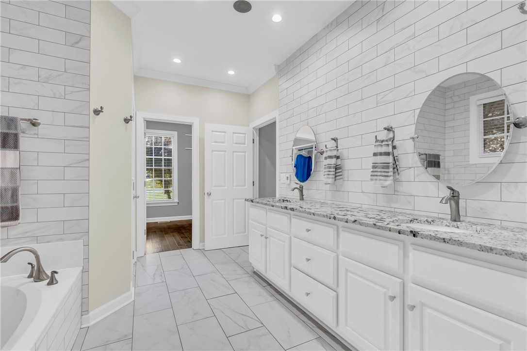 218 Alender Way Simpsonville, SC 29681 - Photo 24 of 50 Gallery Image 24