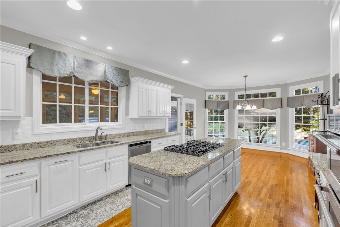 218 Alender Way Simpsonville, SC 29681 - Photo 10 of 50 Gallery Image 10