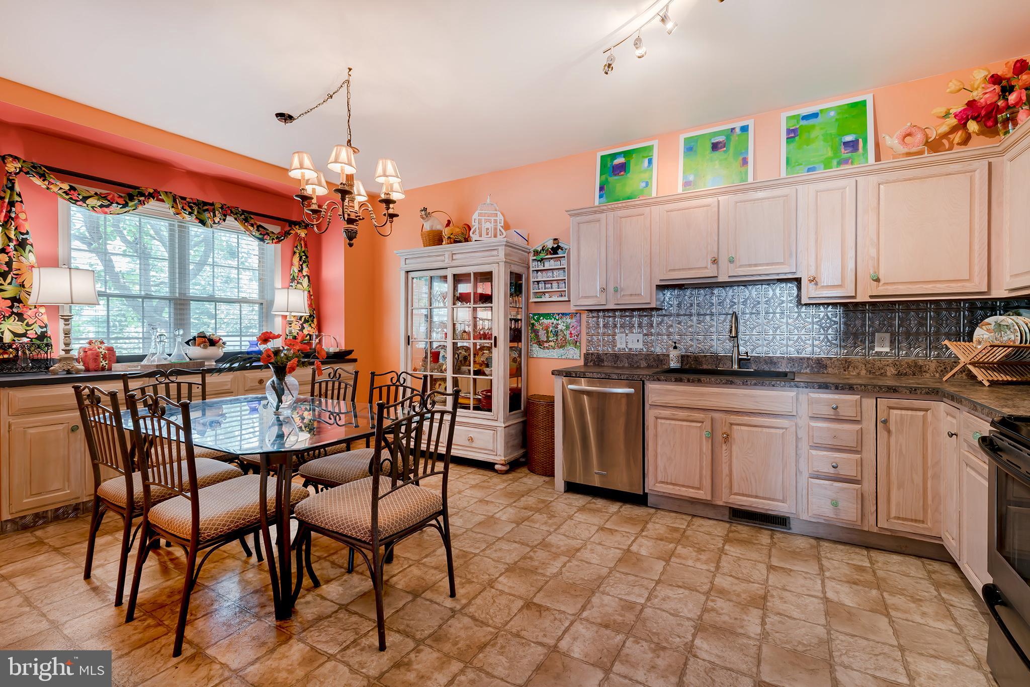 646 Wallingford Road Lititz, PA 17543 - Photo 17 of 39 Gallery Image 17