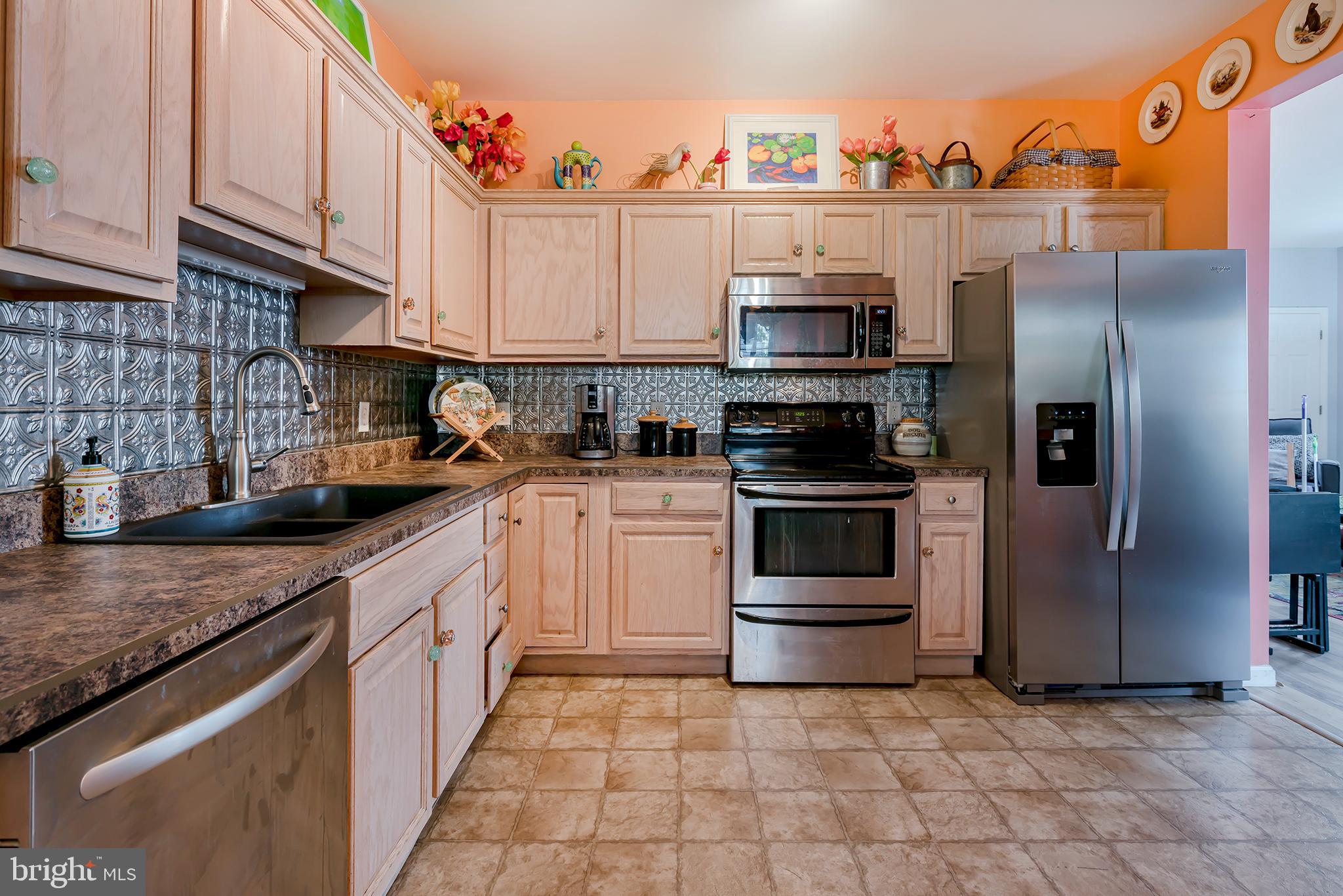 646 Wallingford Road Lititz, PA 17543 - Photo 19 of 39 Gallery Image 19