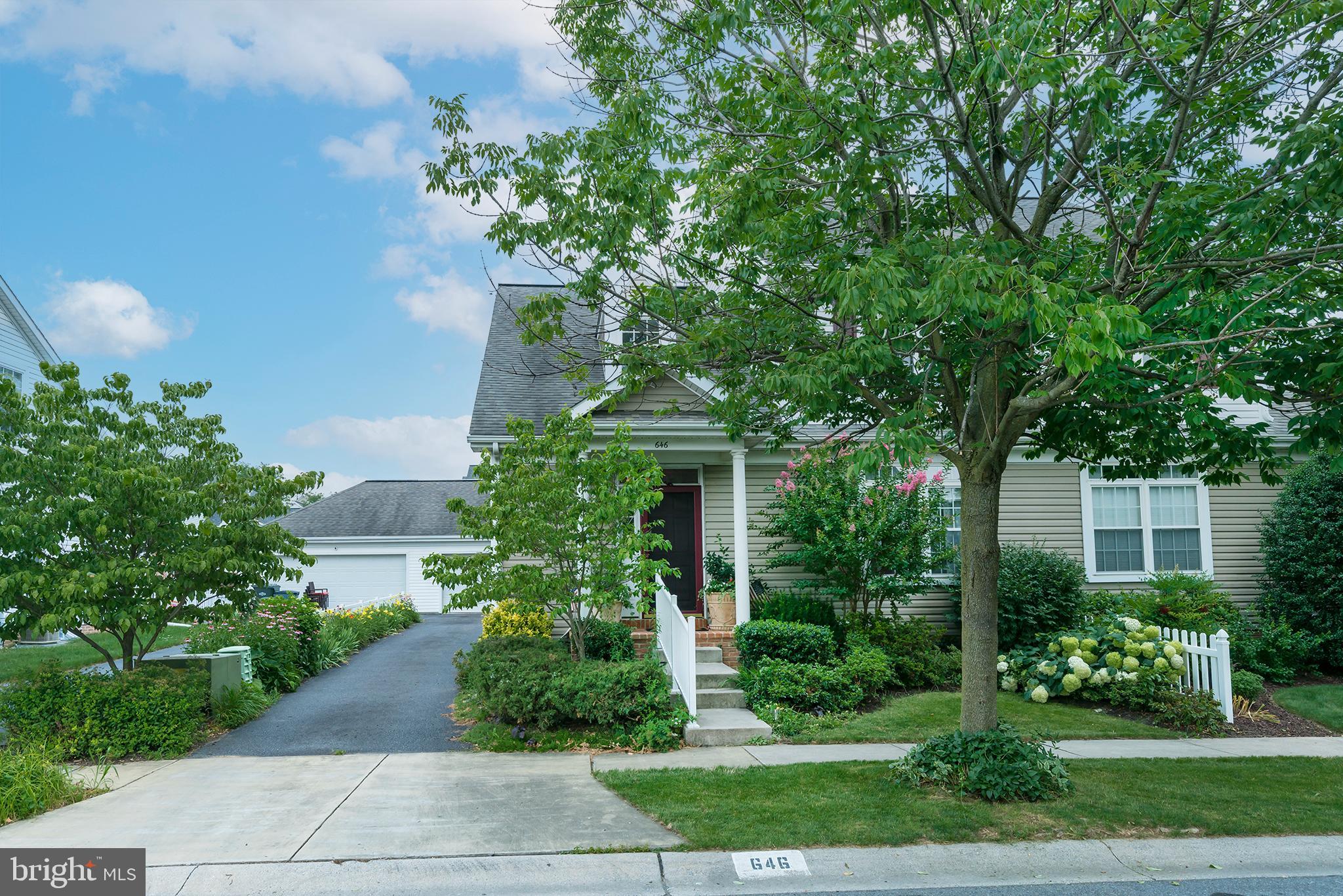 646 Wallingford Road Lititz, PA 17543 - Photo 3 of 39 Gallery Image 3