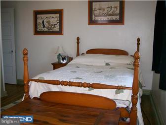 55 Waverly Road Havertown, PA 19083 - Photo 5 of 8 Bedroom - Main