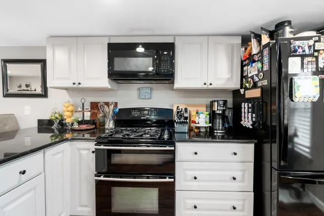 $498,500 | 16 Larch Street, Goffstown, NH 03102