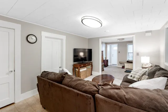 $498,500 | 16 Larch Street, Goffstown, NH 03102