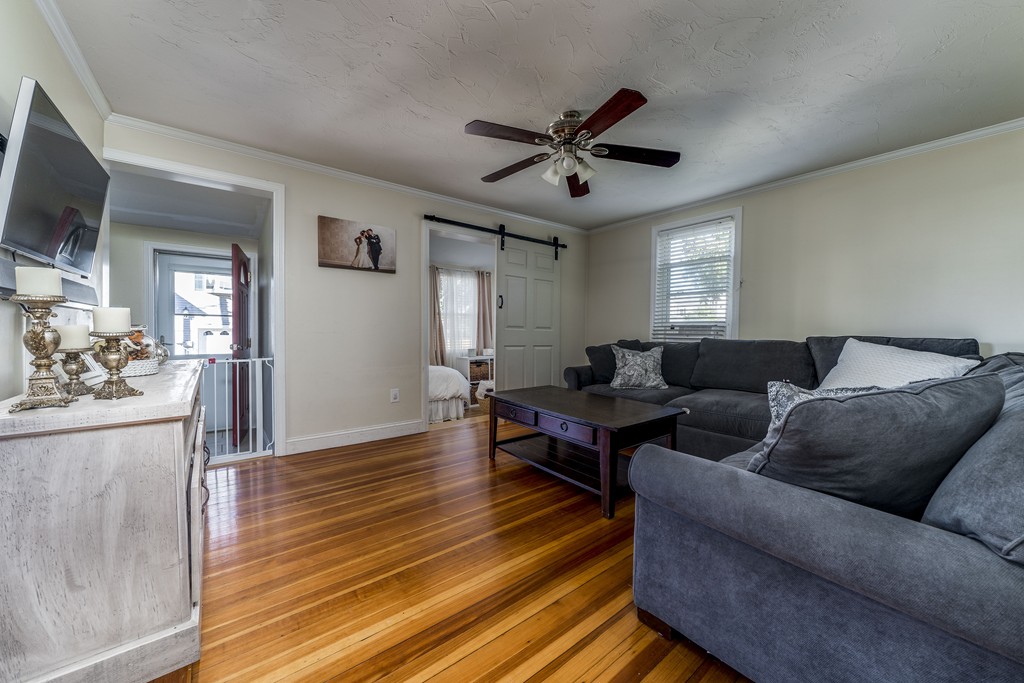 135 Darrow Street Quincy, MA 02169 - Photo 6 of 17