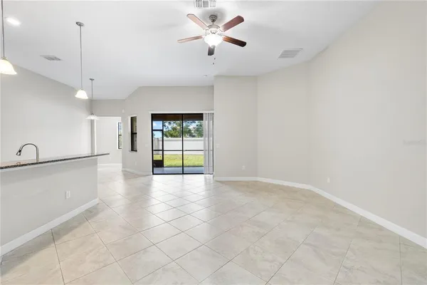 $400,000 | 9864 Smarty Jones Drive, Ruskin, FL 33573